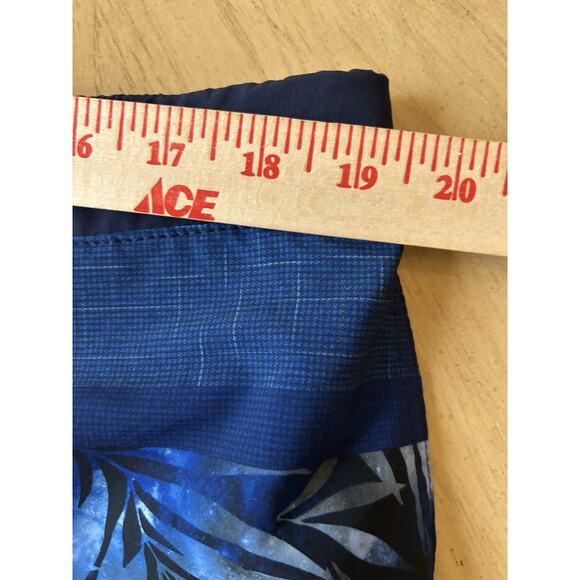 Men’s XL Hawaiian Swim Trunks Blue Red Stripe Surf Board Shorts UPF 50+ Beach - Picture 13 of 13